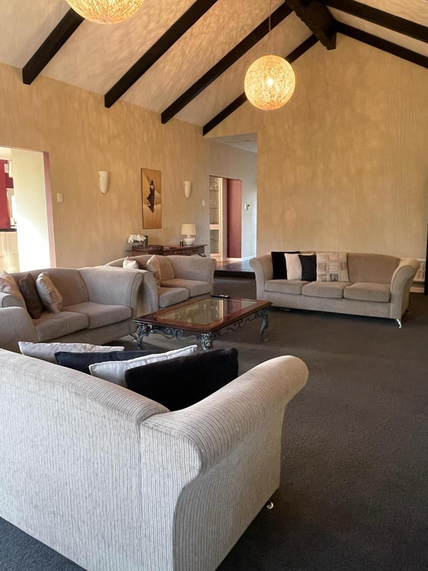 Springfield Rise Lodge - Rotorua Holiday Home מראה חיצוני תמונה
